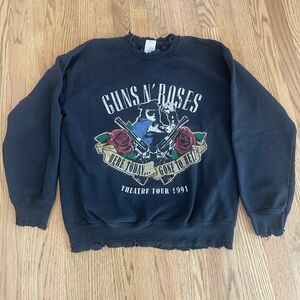 Urban Outfitters Distressed Guns N Roses Theater Tour 1991 Sweatshirt M Black